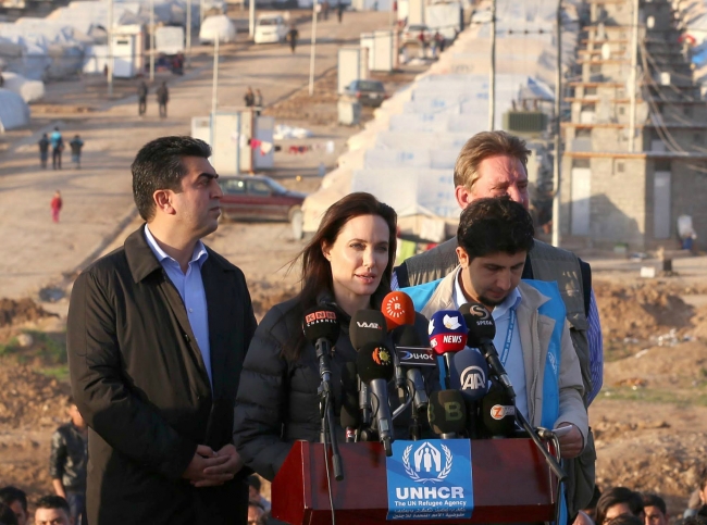 Dünyanın konuştuğu kadın 40 yaşında 28