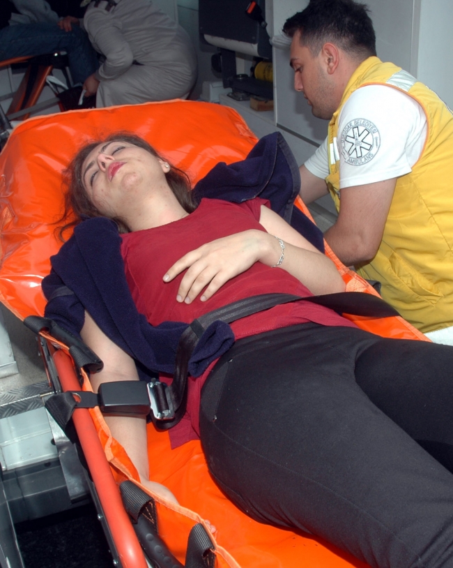 Metrobüste feci kaza: 16 yaralı 2