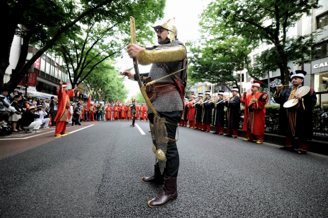 Japonya'dan "Mehteran" geçti 1