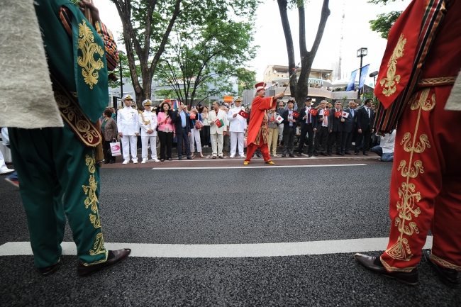 Japonya'dan "Mehteran" geçti 15