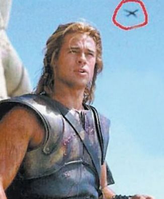 Milyon dolarlık yapımlara çizik atan kareler 4