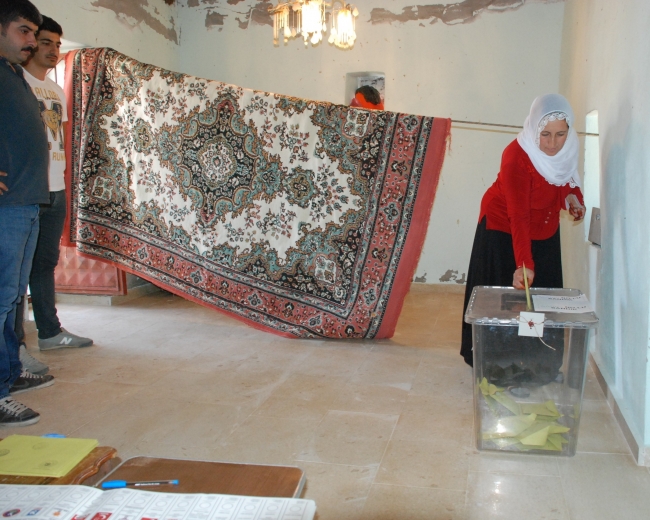 Türkiye sandık başına koştu 21