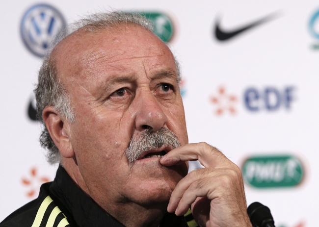 Para çuvalı ile ülkesine dönen futbol hocaları 2