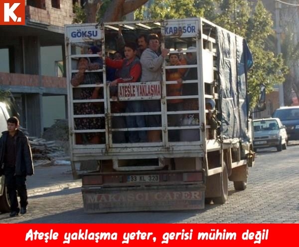 Ortaya karışık eğlenceli capsler 1 9