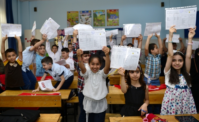 Karne gününden ilginç kareler... 23