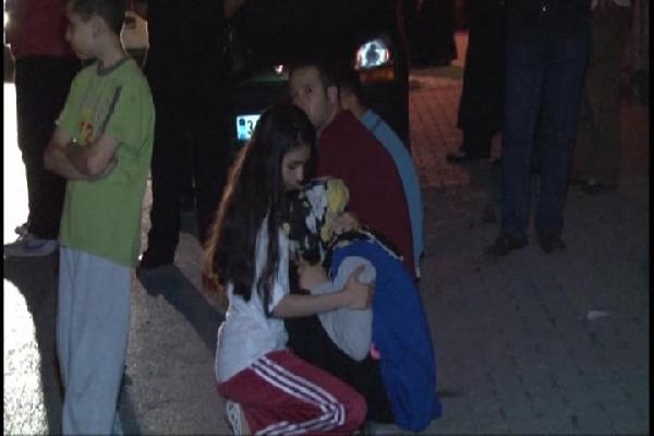 Gaziosmanpaşa'da 5 katlı bina yan yattı 10