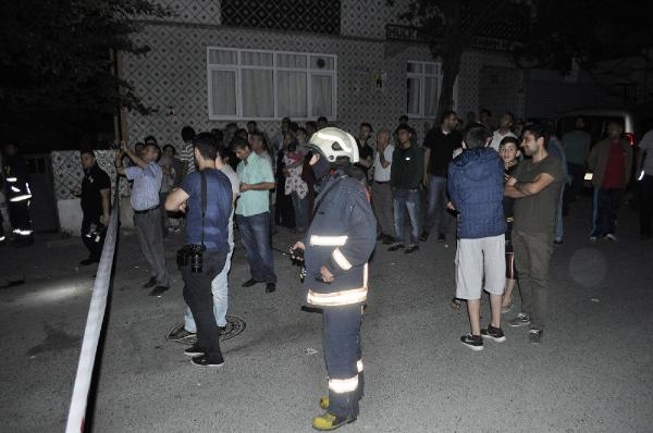 Gaziosmanpaşa'da 5 katlı bina yan yattı 4