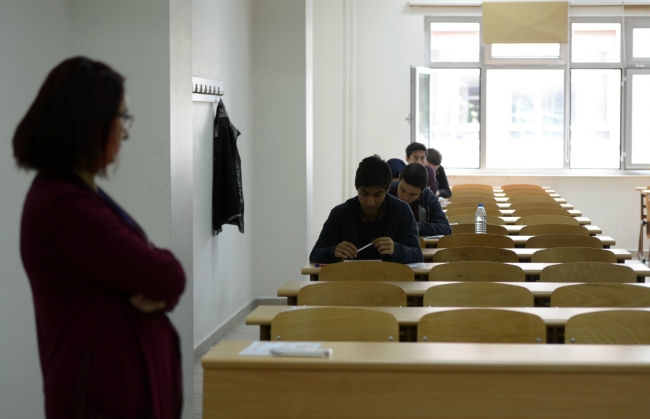 LYS maratonundan ilgi çekici kareler 38