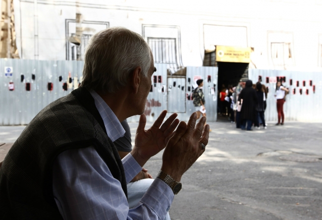 LYS maratonundan ilgi çekici kareler 23