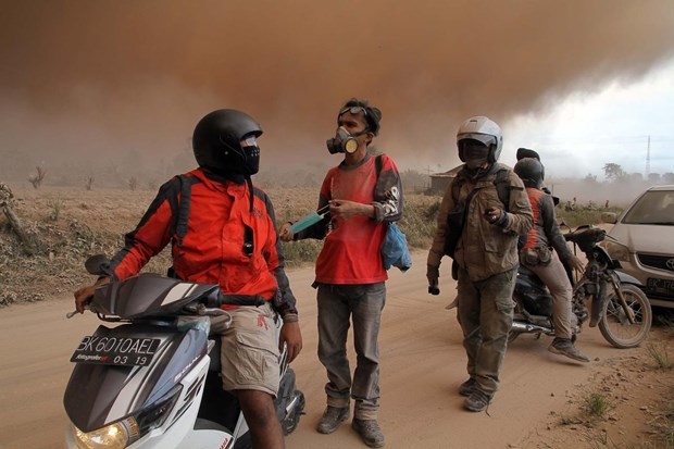 Binleri evinden etti 4