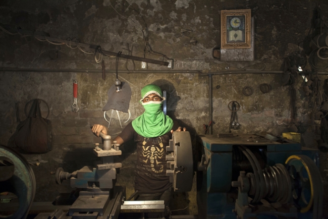 Büyük işlerin üstünden gelen küçük işçiler 9