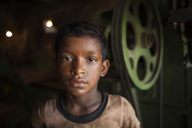 Büyük işlerin üstünden gelen küçük işçiler 10