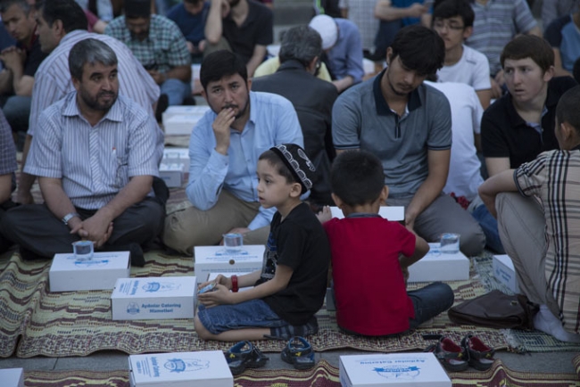 'Mülteciler Günü' için düzenlenen iftardan kareler 5