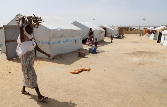İHH Çad'daki mültecilere yardım eli uzattı 6