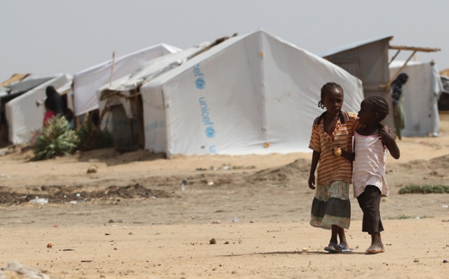 İHH Çad'daki mültecilere yardım eli uzattı 9