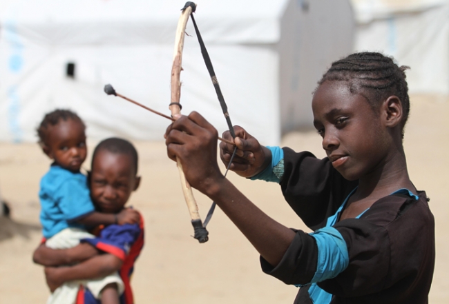 İHH Çad'daki mültecilere yardım eli uzattı 14