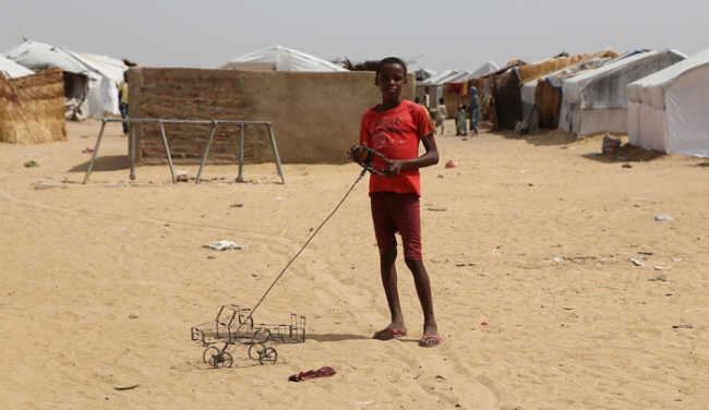 İHH Çad'daki mültecilere yardım eli uzattı 17