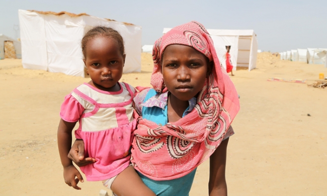 İHH Çad'daki mültecilere yardım eli uzattı 20