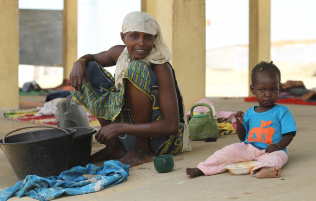 İHH Çad'daki mültecilere yardım eli uzattı 24