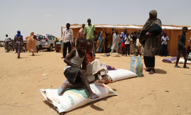 İHH Çad'daki mültecilere yardım eli uzattı 34