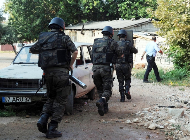 Antalya'da filmlere taş çıkartacak operasyon 1