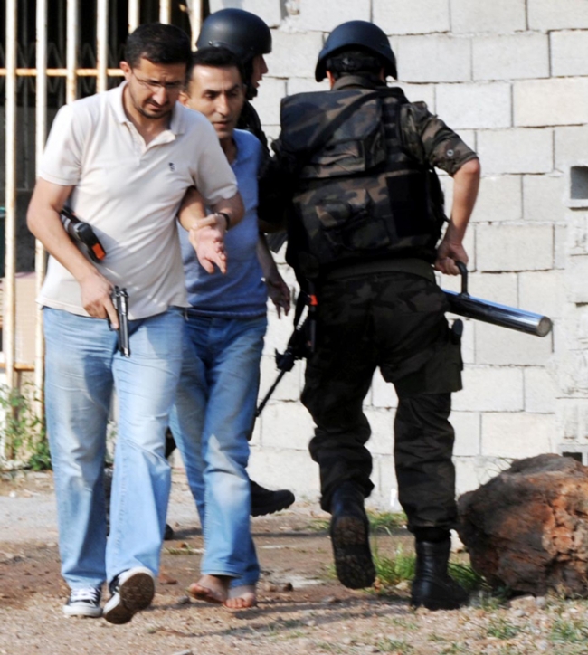 Antalya'da filmlere taş çıkartacak operasyon 8