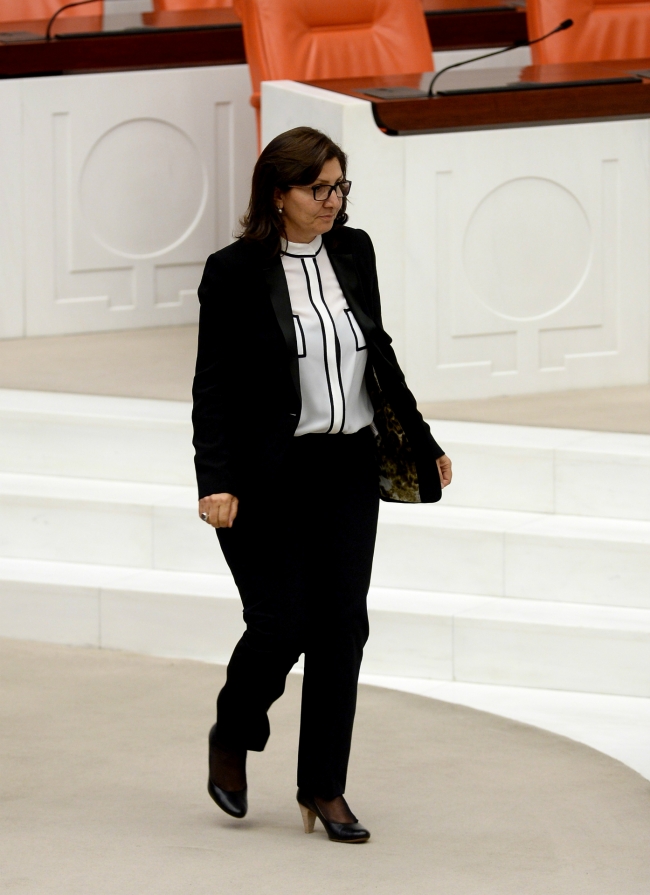 Meclis'te kadın farkı 18