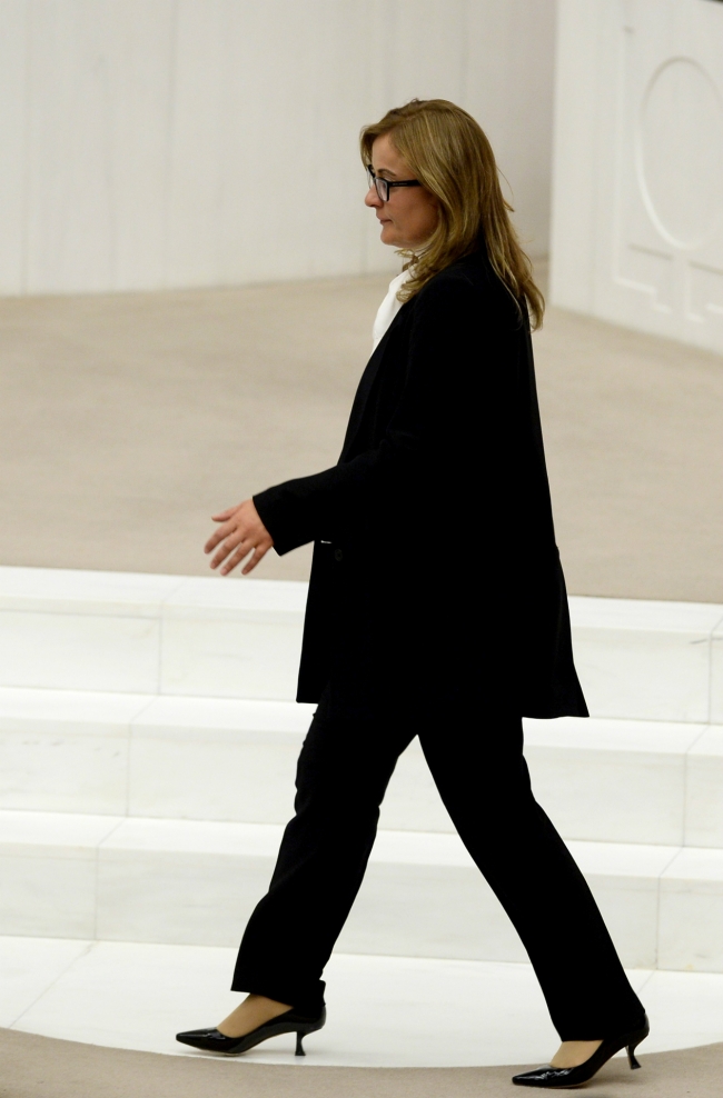 Meclis'te kadın farkı 19