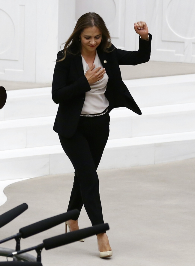 Yeni Meclis'in dikkat çeken kadın milletvekilleri 7