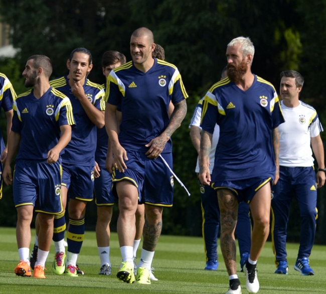 Fernandao ilk antrenmanında poz verdi 12