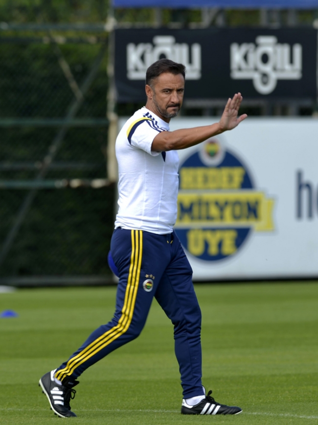 Fernandao ilk antrenmanında poz verdi 14