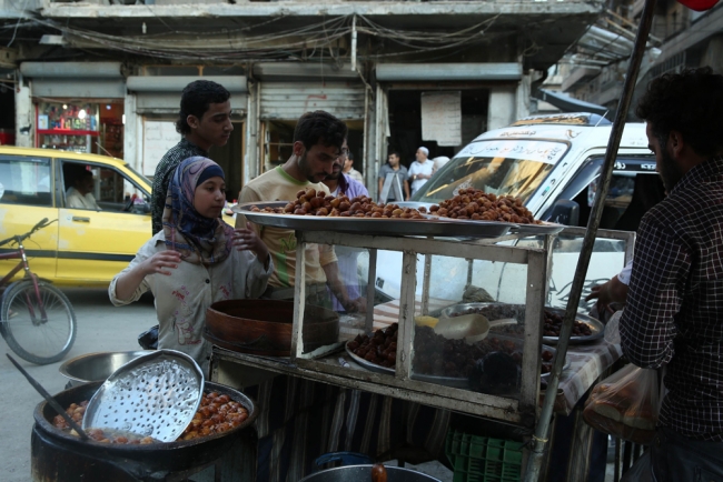 Harabeye dönen Halep'te Ramazan sevinci 15