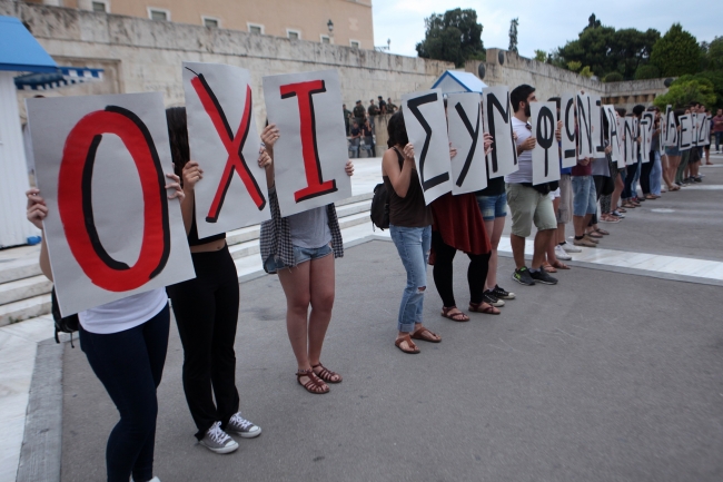 Komşu'da ekonomik protesto 3