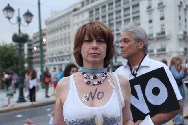 Komşu'da ekonomik protesto 8