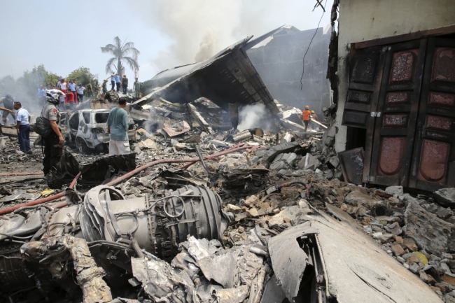 Mahalleye çakıldı: 116 ölü 10