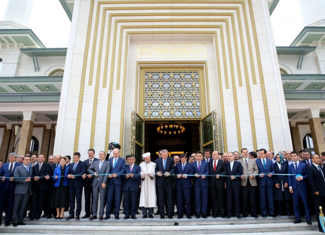 Tüm yönleriyle Beştepe Camii 8