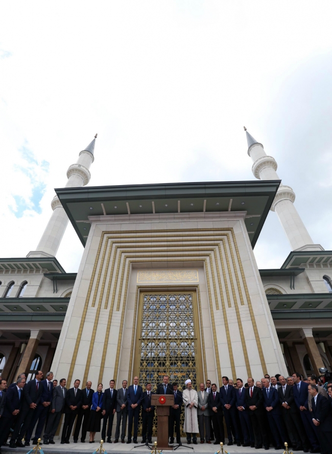 Tüm yönleriyle Beştepe Camii 21