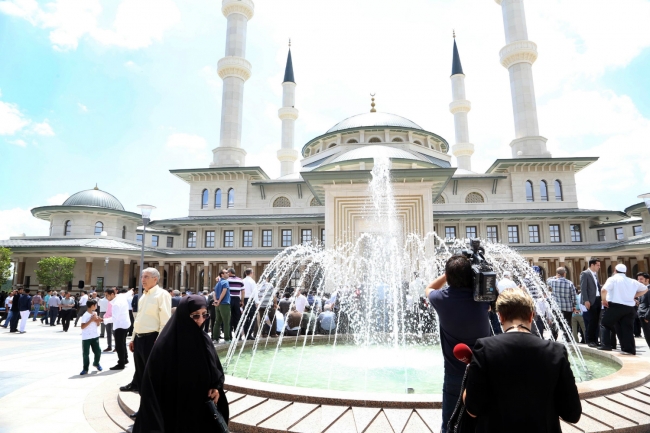 Tüm yönleriyle Beştepe Camii 17