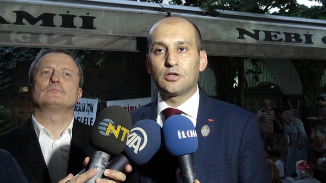 Diyarbakır'da 'barış' iftarı 10