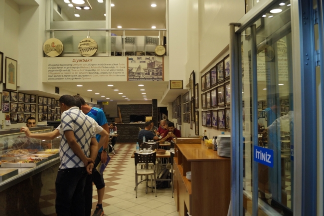 İstanbul'un en meşhur ensaf lokantalarından biri: Paçacı Hasan 2