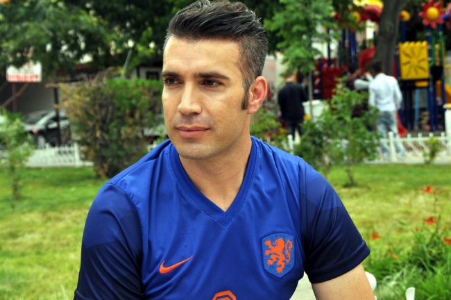 "Tokatlı Van Persie" herkesin ilgi odağı 8