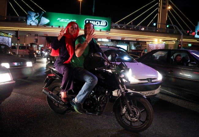 İran'da 36 yıllık ambargonun ardından gelen sevinç 12