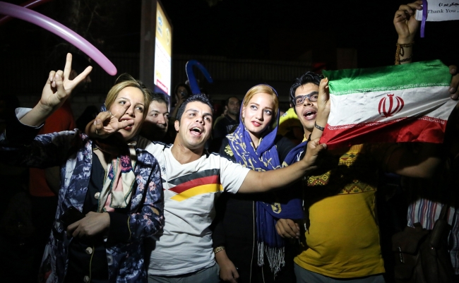 İran'da 36 yıllık ambargonun ardından gelen sevinç 15