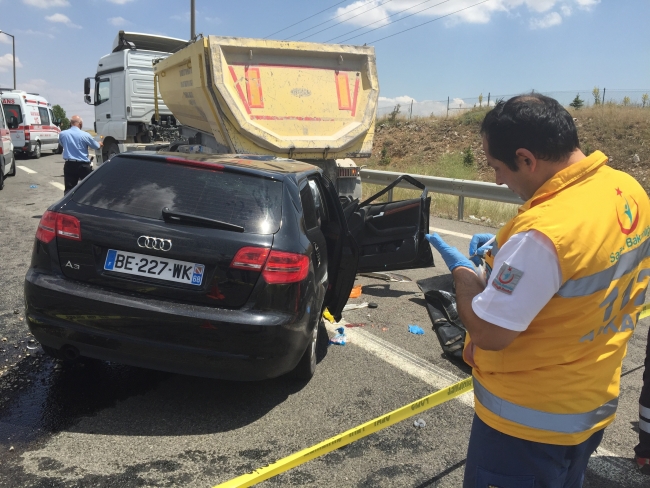Bayram öncesinde yollar kan gölüne döndü 27