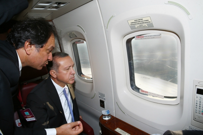 Köprüde inceleme, havalimanında iftar 2