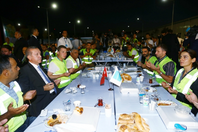 Köprüde inceleme, havalimanında iftar 22
