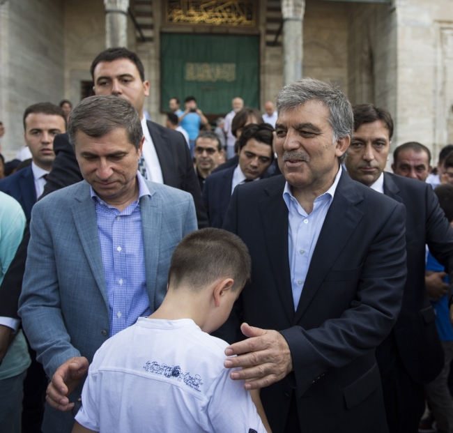 Siyasilerin bayram mesaisi... 29