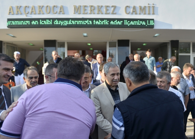 Siyasilerin bayram mesaisi... 35