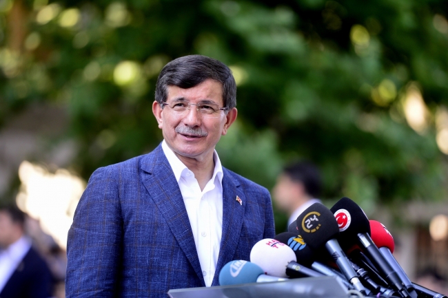 Siyasilerin bayram mesaisi... 1