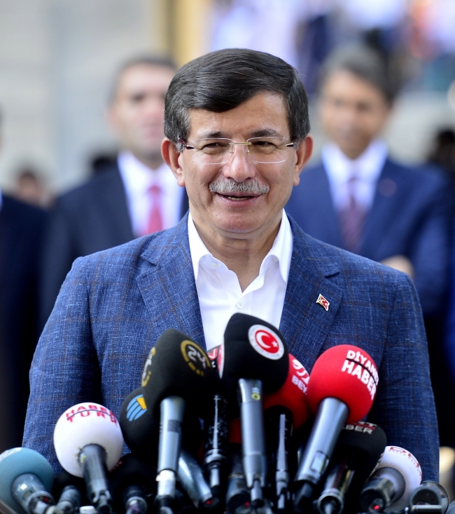 Siyasilerin bayram mesaisi... 4